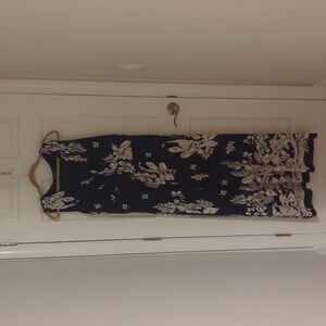 Dress - Hawaiian floral pattern